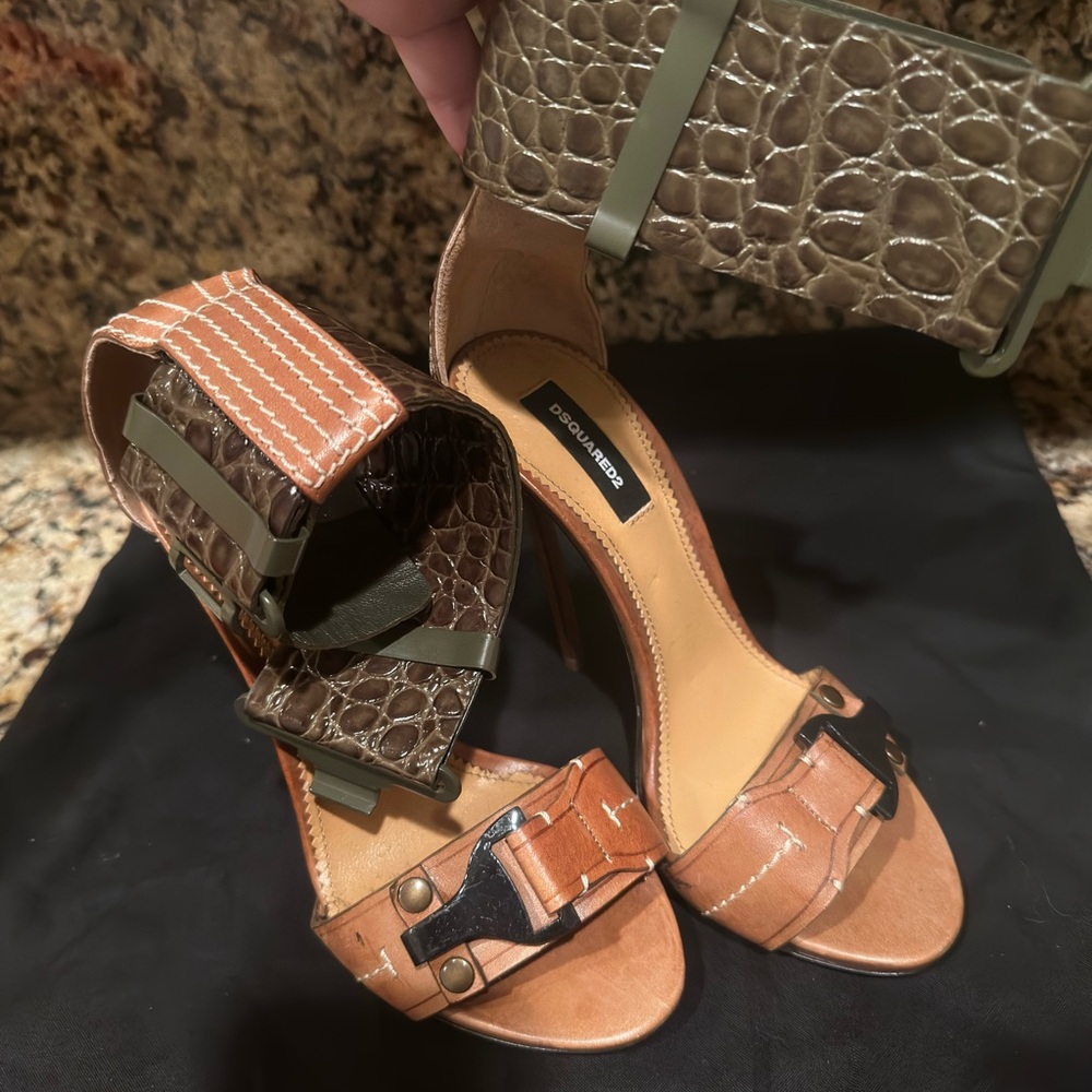 DSQUARED Brown and Olive Leather High Heel Sandals with Buckle Detail - Picture 3 of 7